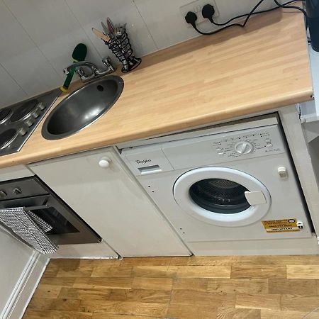 לונדון Lovely First Floor Flat-2 מראה חיצוני תמונה
